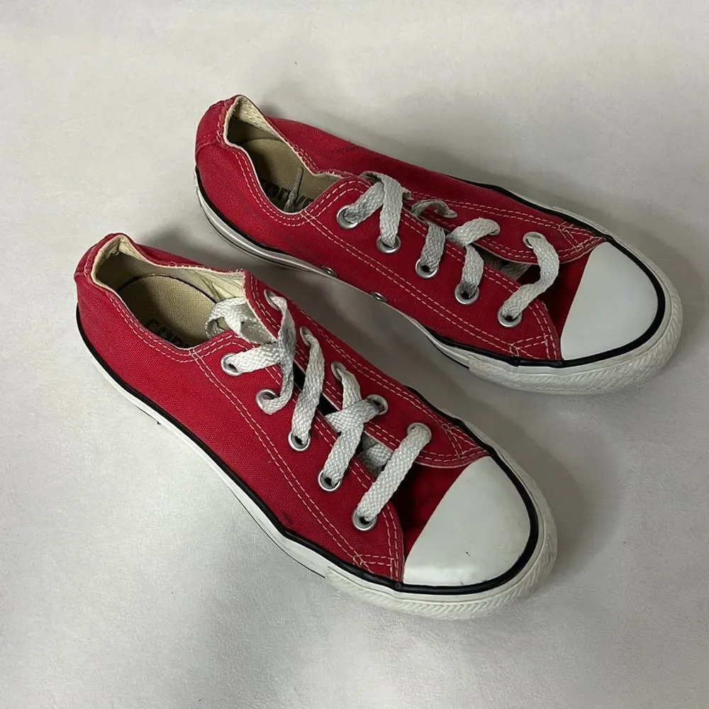 Converse Chuck Taylor All Star Classic Sneakers in Red Women’s size 6 - Picture 9 of 9